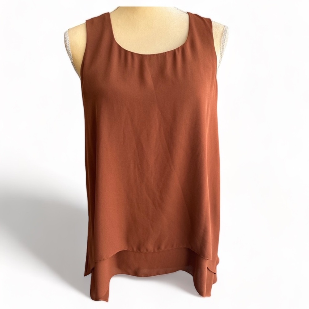 NWT Karen Kane - Canyonland Double Layer Tank Size S - Color Rust Scoop Neck